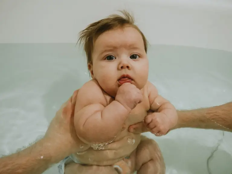 Taking Your 6-Month-Old Baby to Swim Lessons