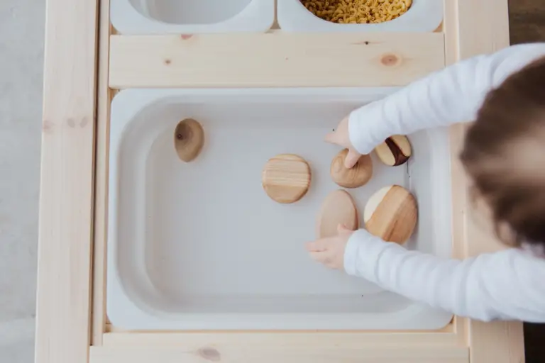 4-Month-Old Baby Activities That Stimulate Your Baby’s Brain