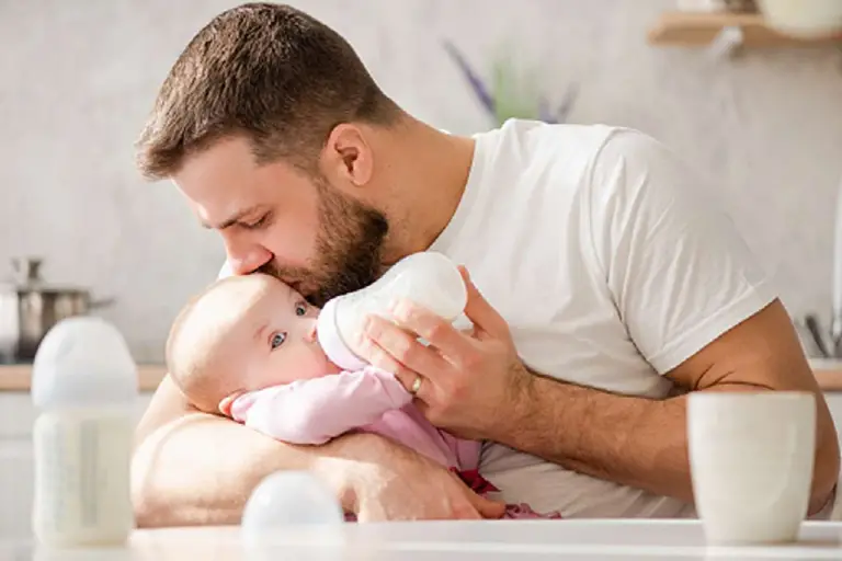 Reasons Why Your Baby Fussy During Feeding Bottle