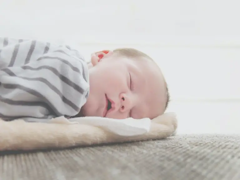 Tips For Putting Newborns to Sleep