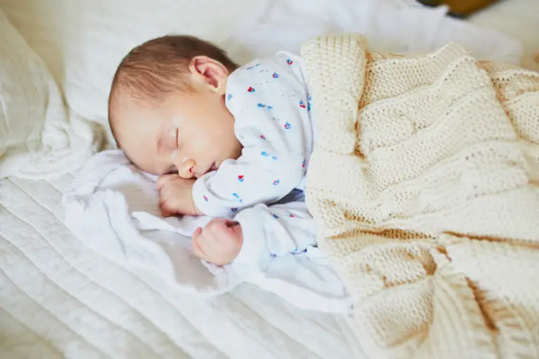 How Long Should 2 Months Old Sleep?