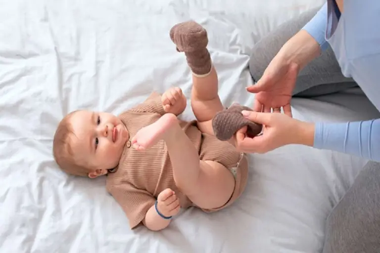 Choosing Newborn Socks